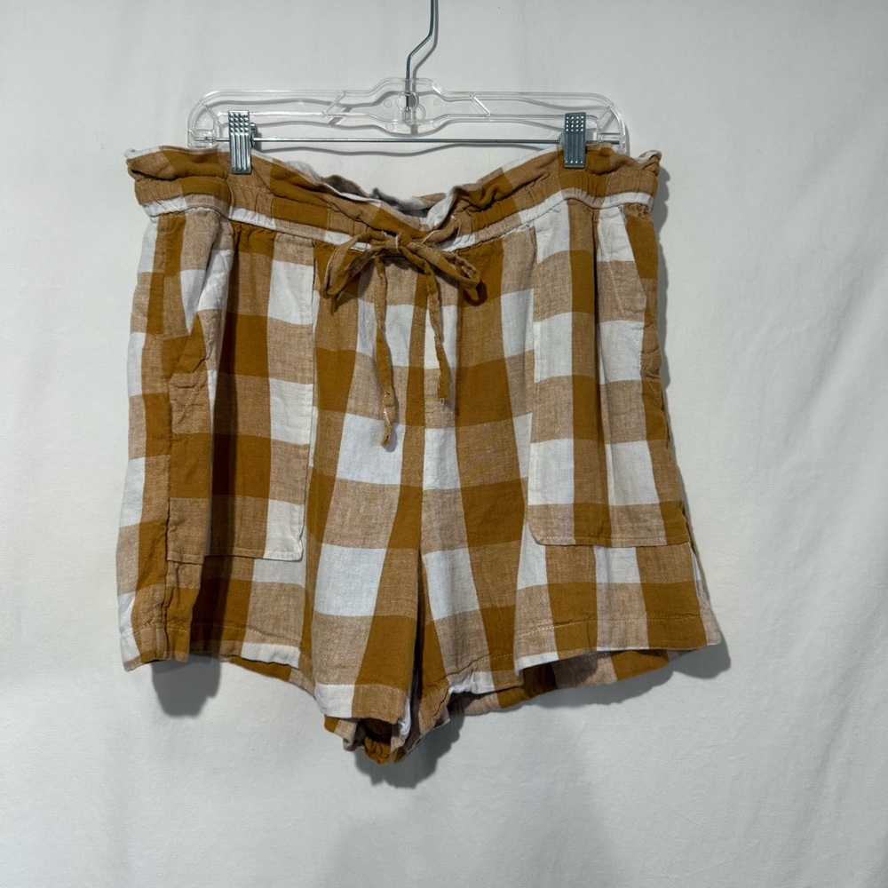 Who What‎ Wear High Waist Checkered Shorts in Brown and White